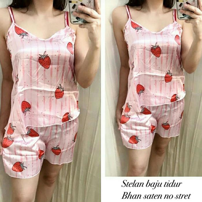 Setelan Set Piyama Tanktop SATIN STRAWBERRY HP PINk Bahan pink bahan satin
