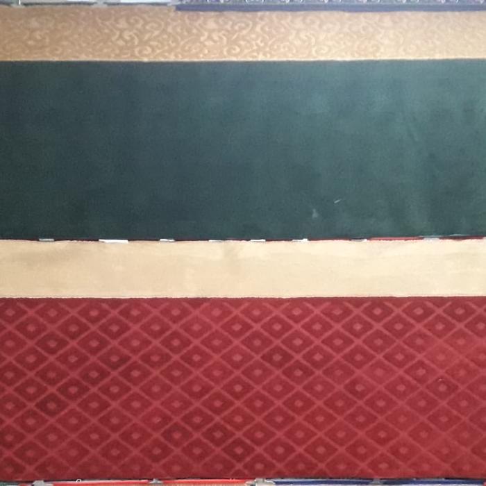 Karpet sajadah roll 1,2m x 3m