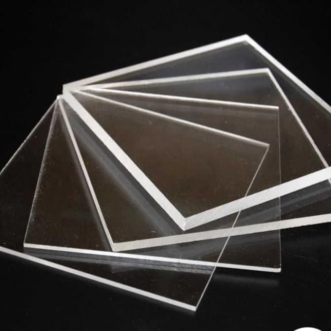 akrilik bening 10mm 30 x 30cm