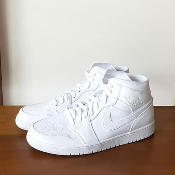 Air Jordan 1 MID TRIPLE WHITE ALL WHITE 100% AUTHENTIC ORIGINAL AJ 1