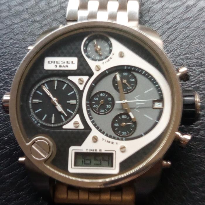 jam tangan diesel original swiss