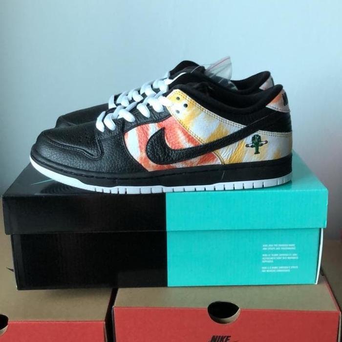 NIKE SB DUNK RAYGUN BLACK 100% AUTHENTIC ORIGINAL AJ 1