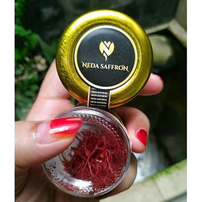 Neda Saffron