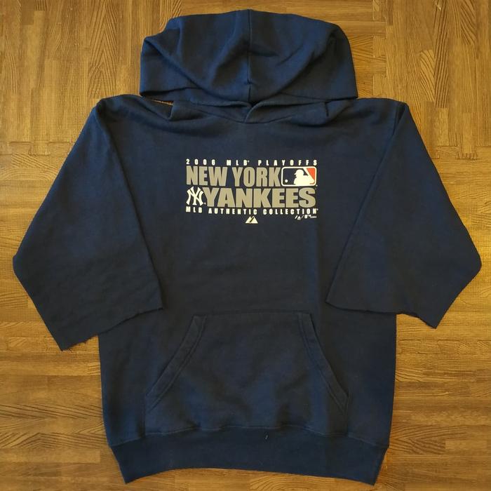 Majestic Yankees hoodie size L Boys/Kids