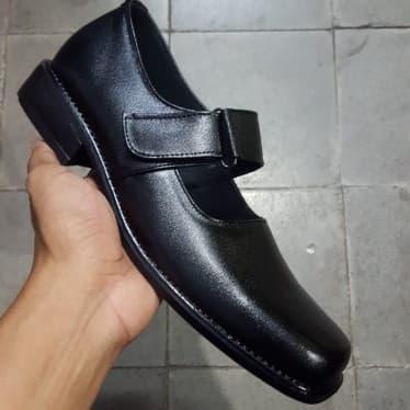 sepatu pantofel jumbo 29 cm