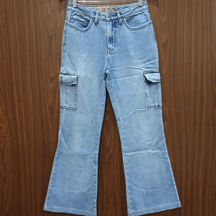 Celana Panjang Blue Jeans Wanita Size 28 Buffalo Jeans Biru Keren