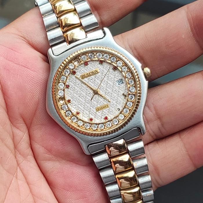 Jam BULOVA Quartz Original