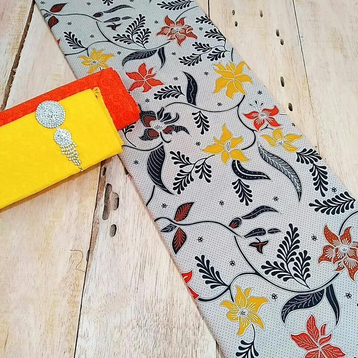 Kain Batik Bunga Teratai