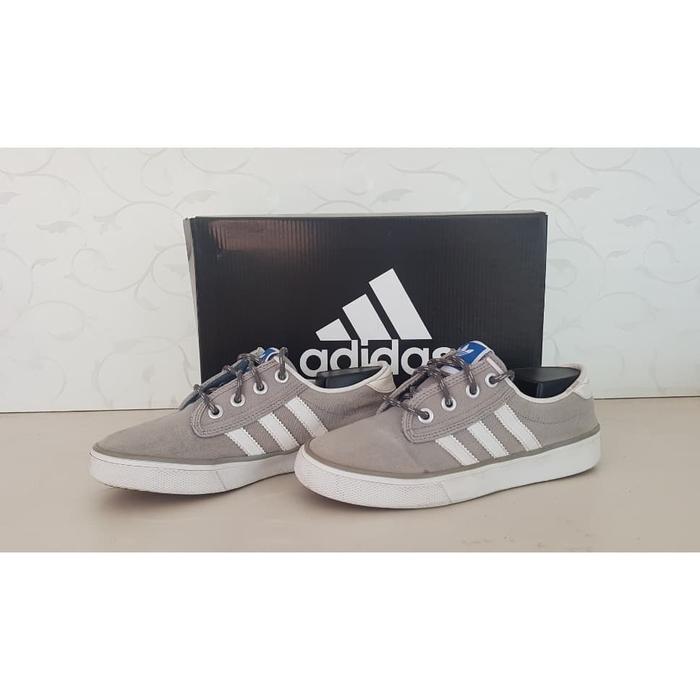 Sepatu Adidas Kiel - USA - Size 34 sd 35 - Original 100% - Bekas