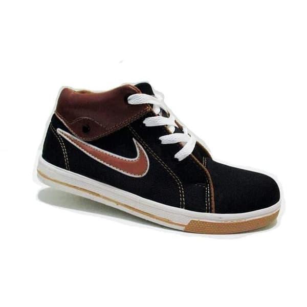 OBRAL 50 RIBU SIZE 39 DAN 40 SEPATU BOOTS NIKE HITAM COKLAT