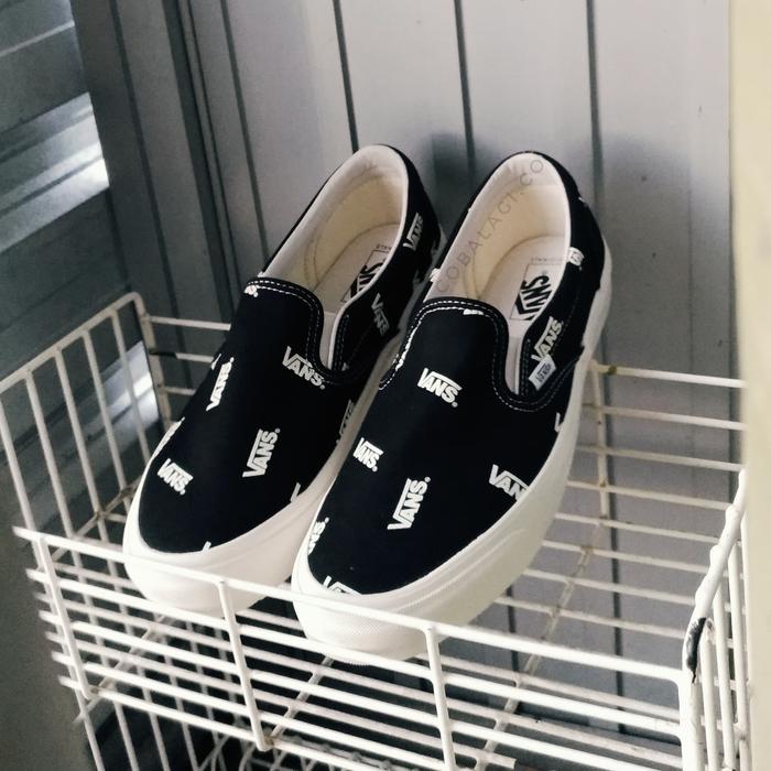 Vans Slip On OG Logo Print Black White
