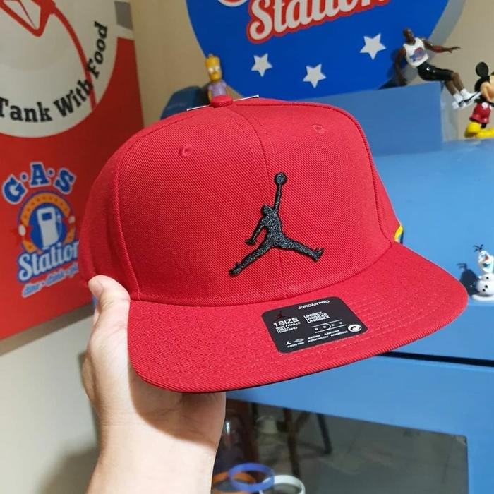 JORDAN PRO JUMPMAN SNAPBACK • RED