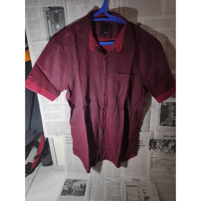 Kemeja Lengan Pendek Salt n Pepper Size XL Merah Maroon Mulus Murah