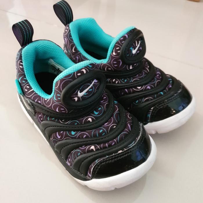 PRELOVED - BABY SNEAKER - NIKE FREE ORIGINAL EMOJI EDITION(size 25)