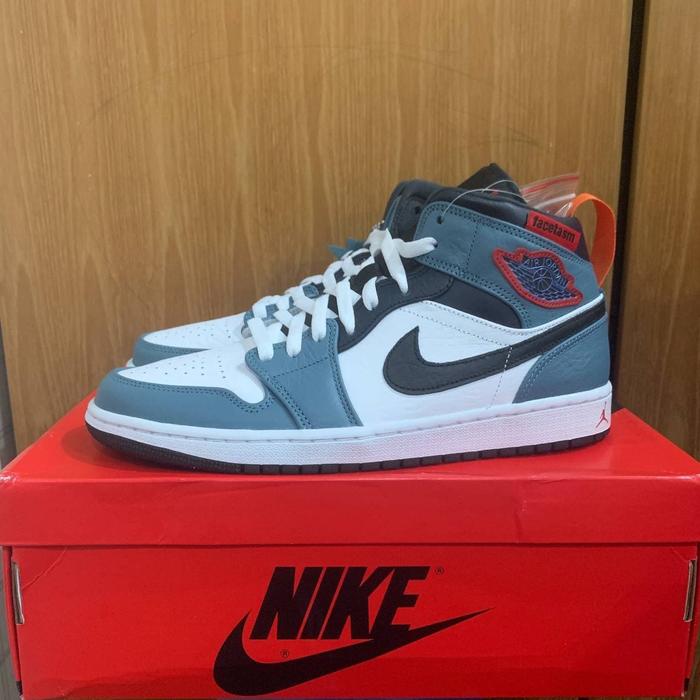 Air Jordan 1 Mid Facetasm