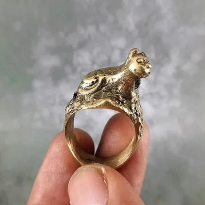 Cincin Kuningan Motif Macan Harimau Antik