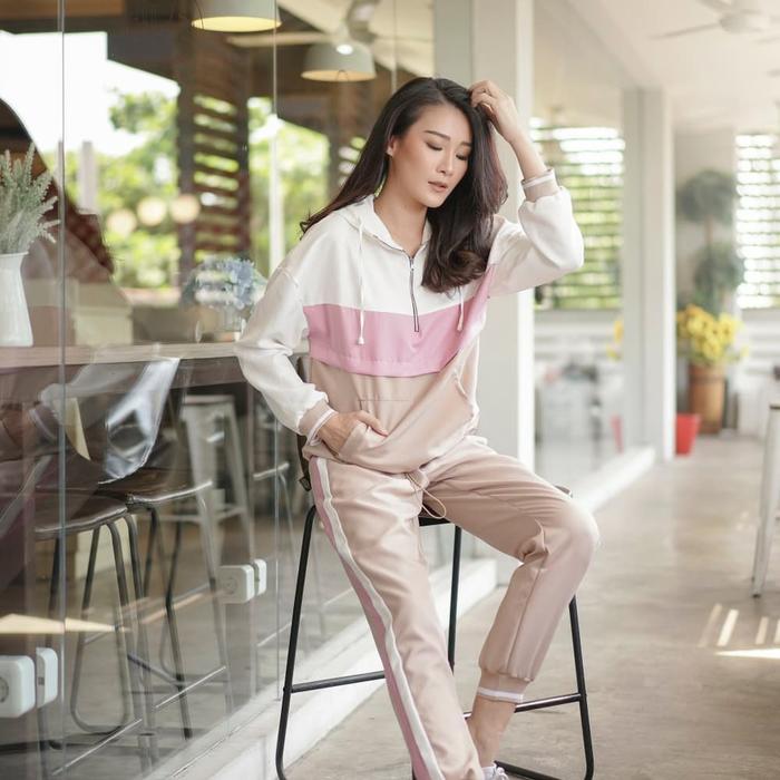 Jaket Hoodie Wanita Jogging Kangaroo Jacket