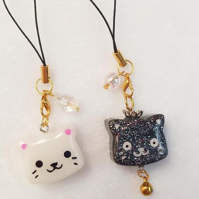 Keychain/phone strap kucing neko resin