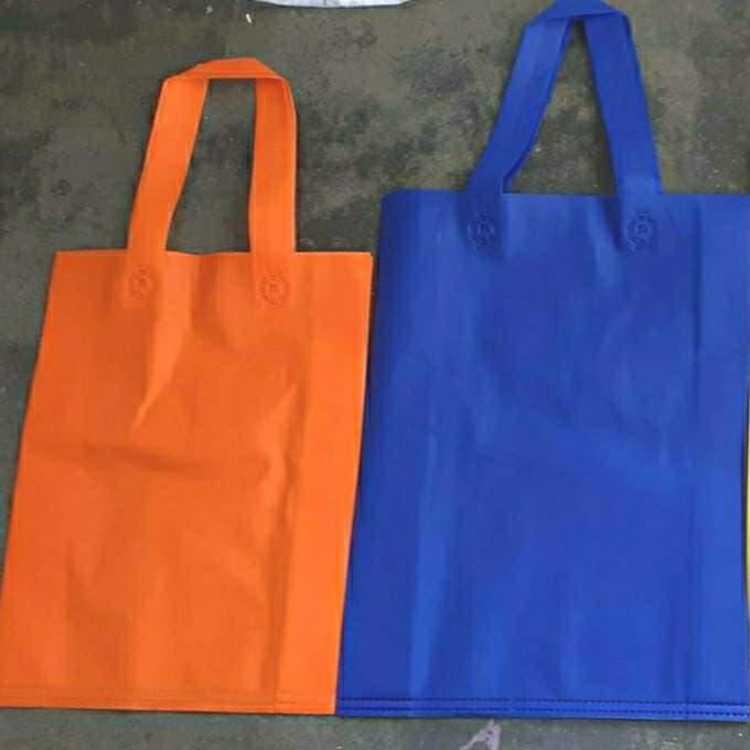 Tas Spunbond ukuran 30x40 cm