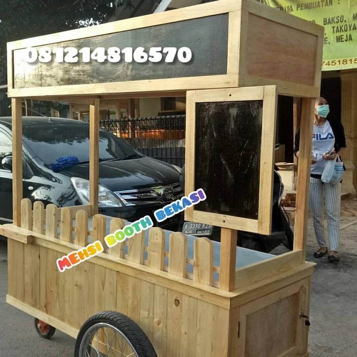 Gerobak roti bakar, ikan bakar dll, angkringan