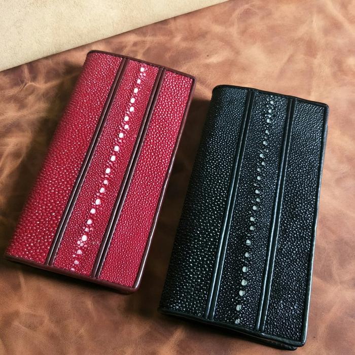 Dompet Universal Kulit Pari Duri Merah Marun