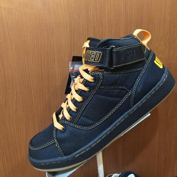 Sepatu League Geof Cvs M Urbain Sneakers pria original murah