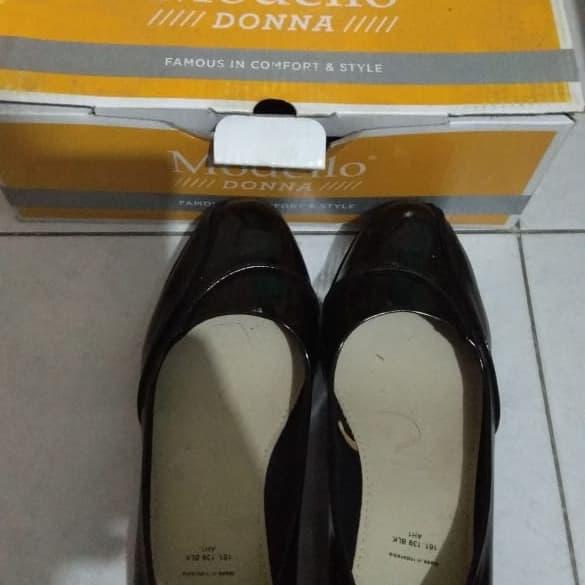 Sepatu Modello | Hitam