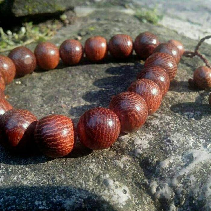 Gelang Galih kayu Kusi