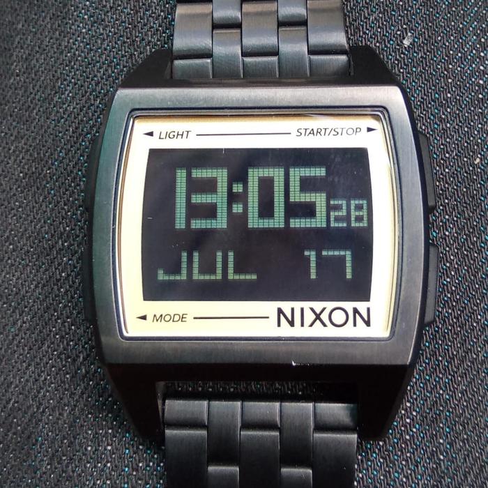nixon base black