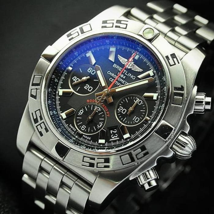 Breitling chronomat b01