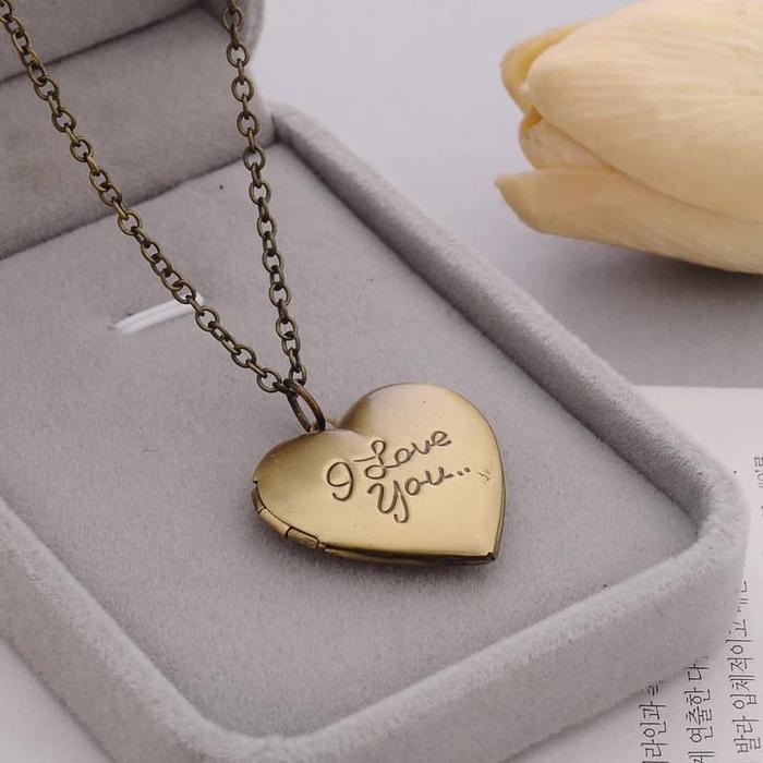 kalung foto love