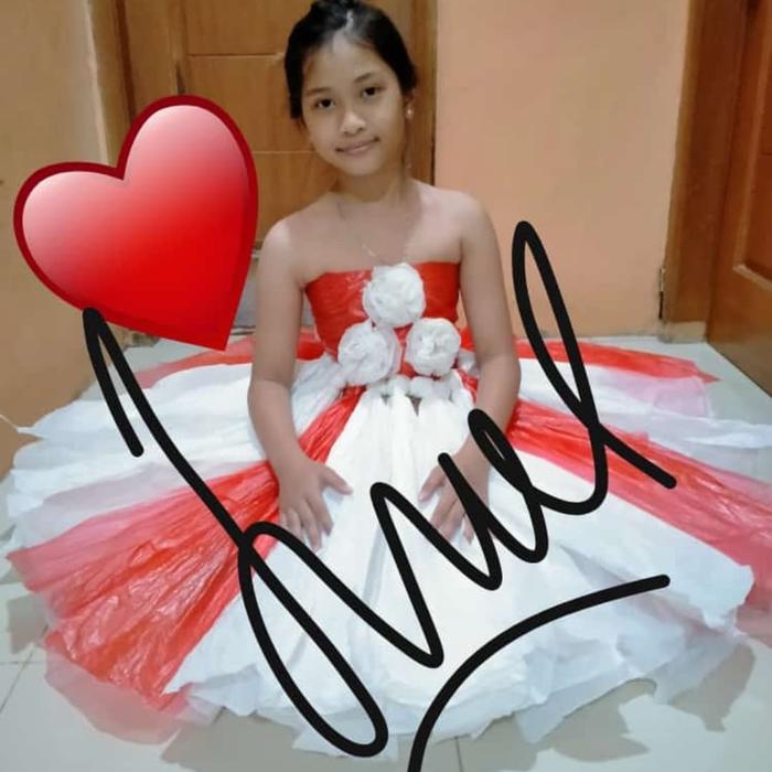 kostum merah putih plastik daur ulang anak