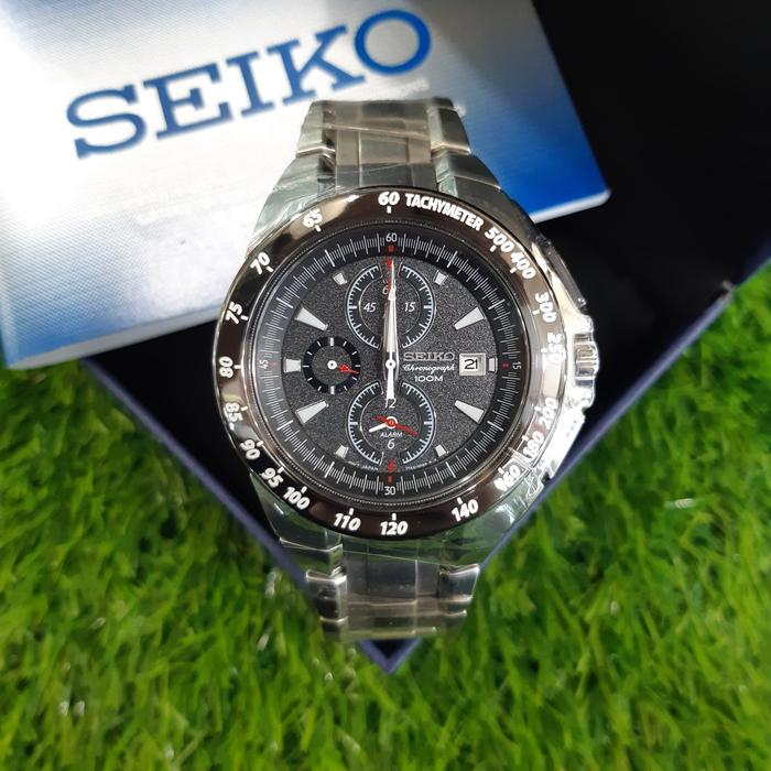 Jam tangan pria SEIKO CHRONOGRAP 100M