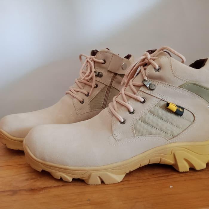 Sepatu Delta Cordura kulit asli