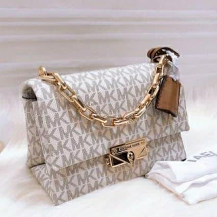 MK Cece XS Acorn Sign Vanilla