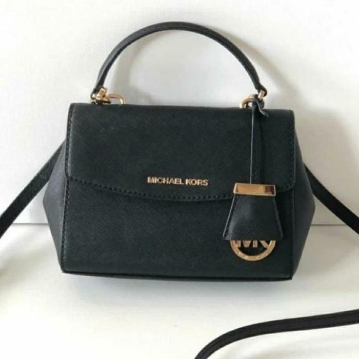 Mk ava Xs Black