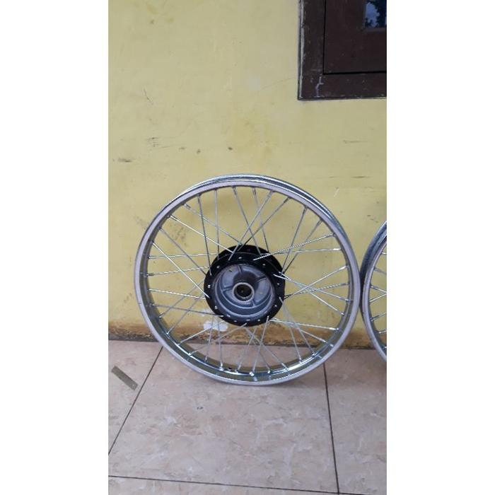 velg belakang standar jari jari astrea legenda atau astrea grand ori